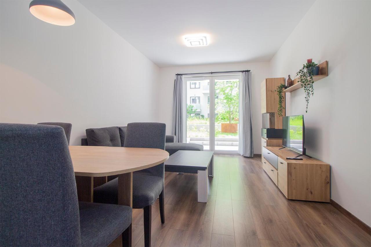Corvin Modern Two Bedroom Free Parking Apartament Budapeszt