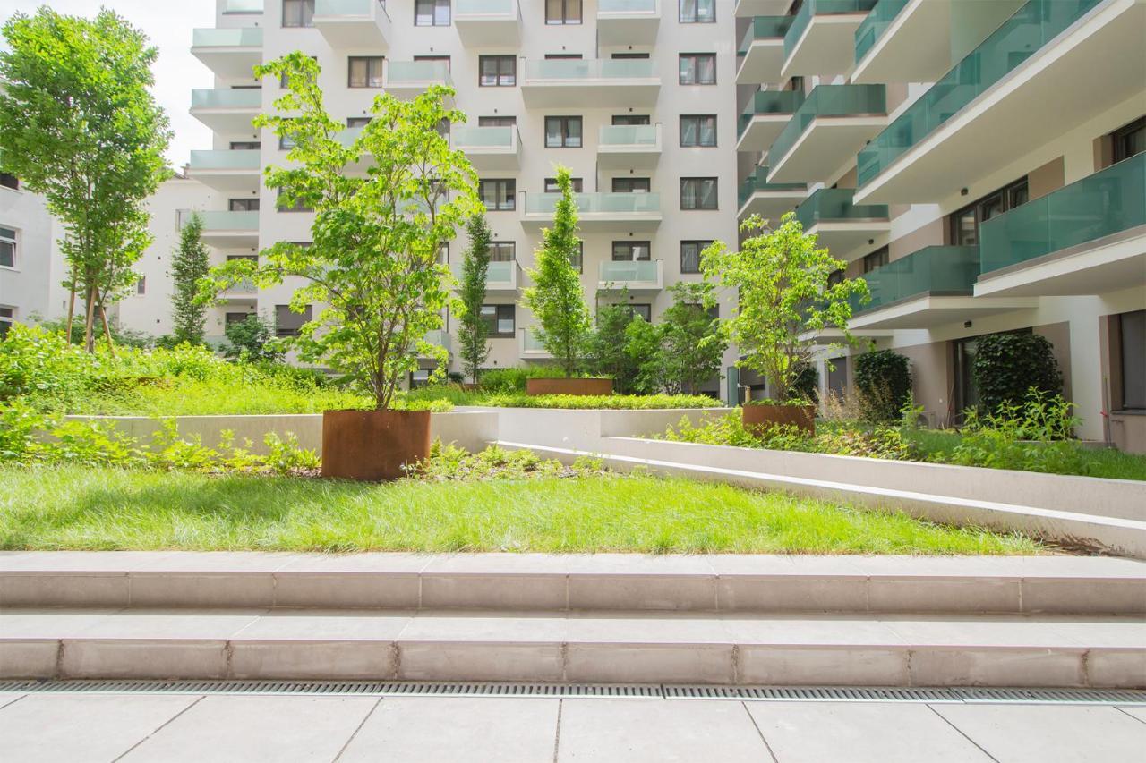 Corvin Modern Two Bedroom Free Parking Apartament Budapeszt